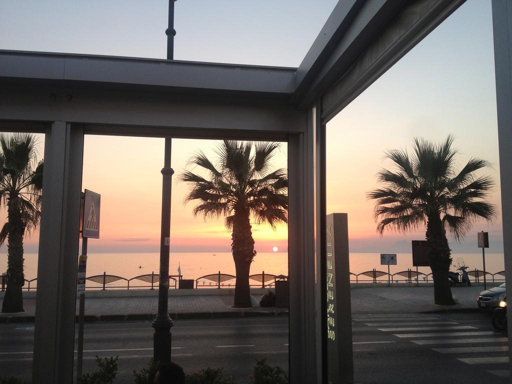 Hotel Serenella Agropoli Luaran gambar